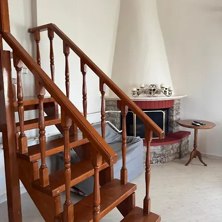 Nerea Kalamata- Cozy Near The Апартаменты Farai